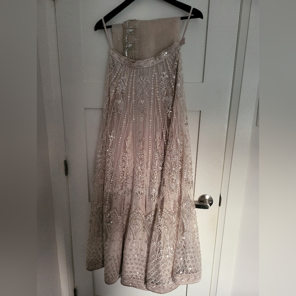 INDIAN BRIDAL OUTFIT - Picture 6 of 14